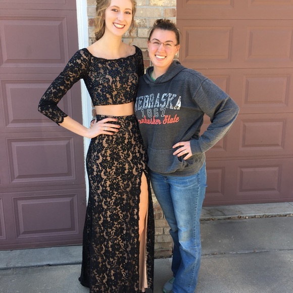 Prom dress - Picture 4 of 4